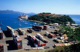 Bay;-Comoros-Archipelago;-Containers;-Elevated-view;-France;-Indian-Ocean;-Kaleidos;-Kaleidos-images;-La-parole-à-limage;-Laurent-Abad;-Maritime-transport;-Mayotte;-Port;-Sailboats;-Stories-Pictures